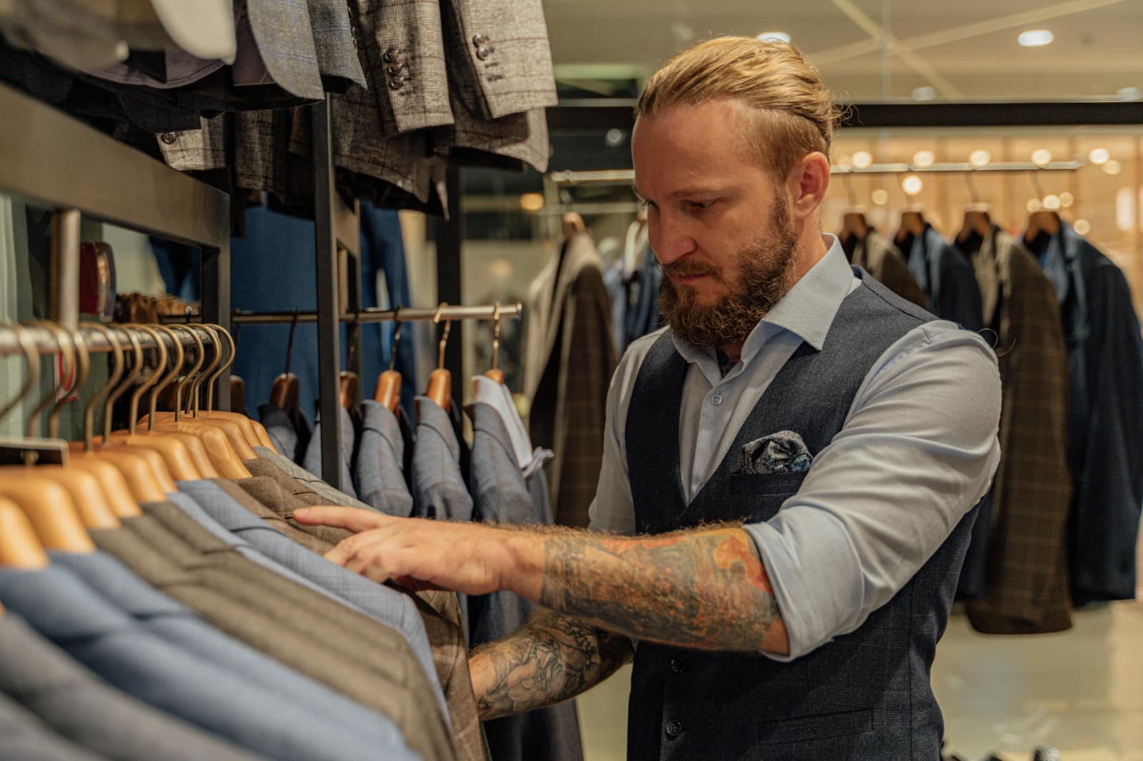 DISCOVER LUXURY WITH BESPOKE SUITS LOS ANGELES