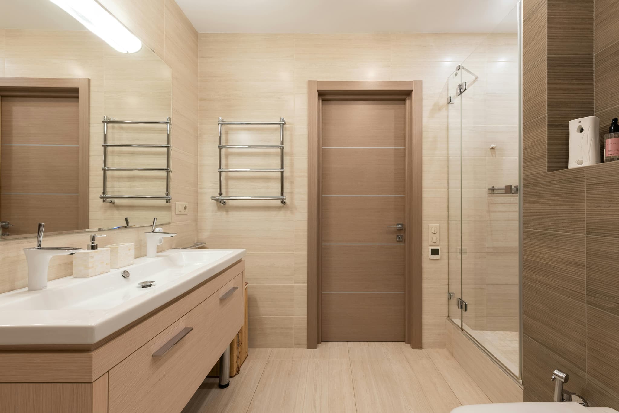 Skilled Bathroom Remodelers Near Me for Stunning Renovations