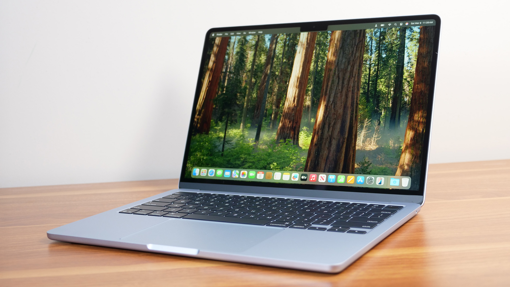 Sell My Laptop Fast – List Today, Get Offers Instantly | Liztd