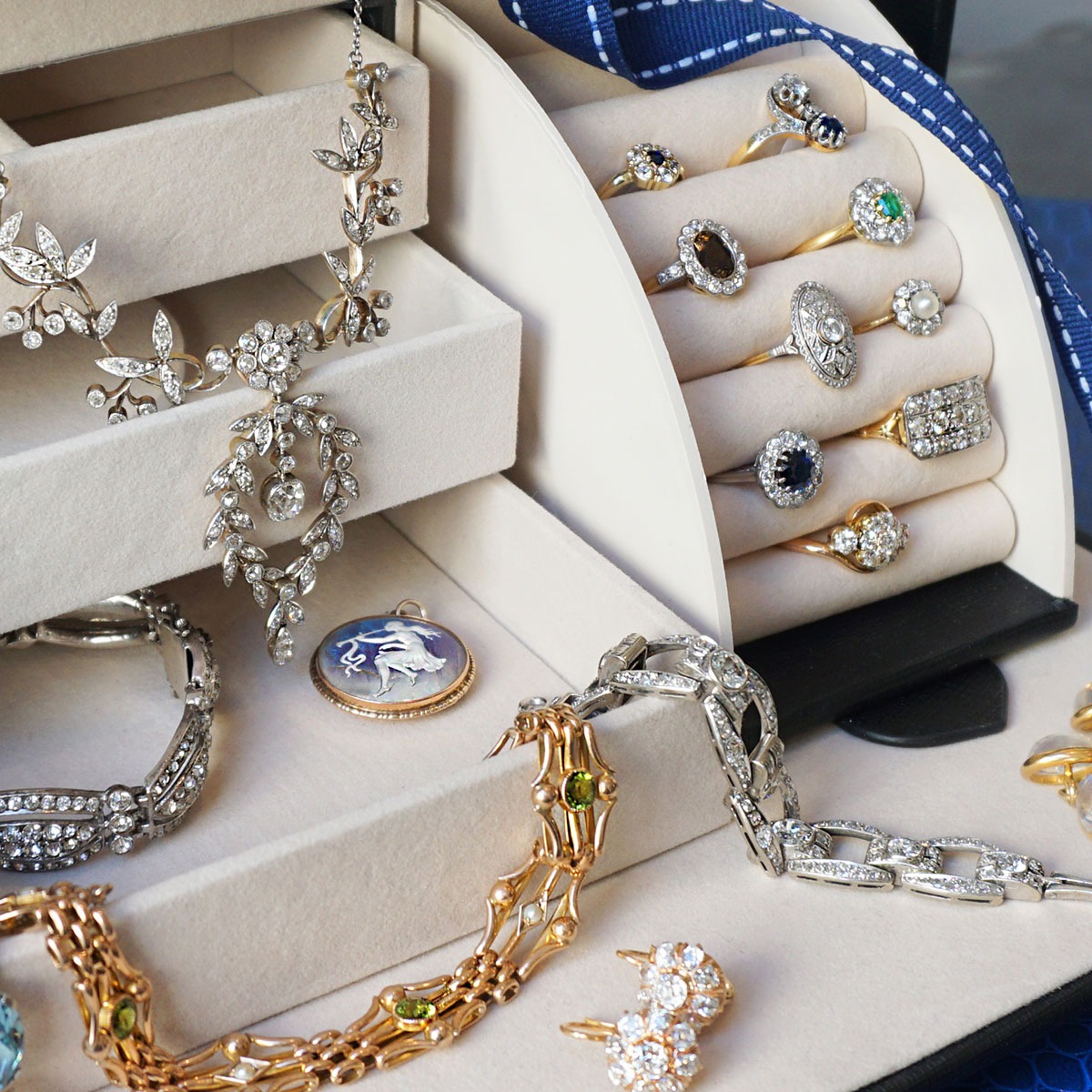 Discover Exquisite London Diamond Jewellery for Every Occasion