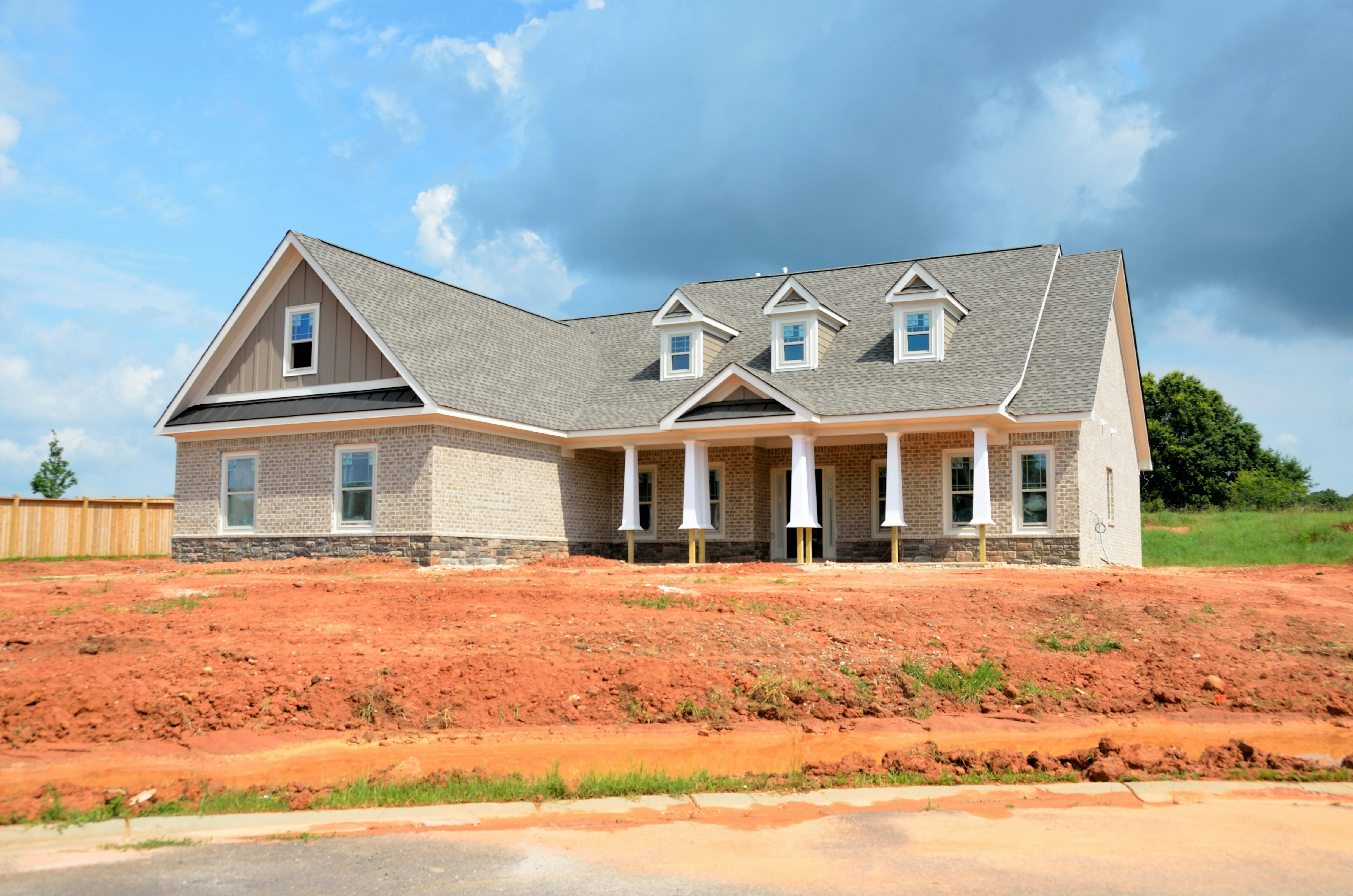 Standing Seam Metal Roof for Low-Maintenance Roofing